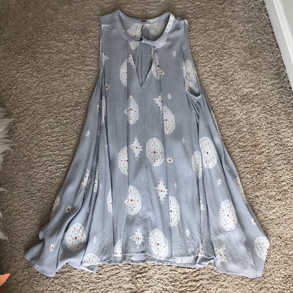 NWOT Free People Womens Dress Size / Top (S) Medallion Print, Light blue gray . - Picture 5 of 9